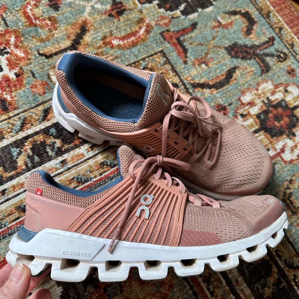 On Cloudswift Blush Denim Running Pink Sneakers